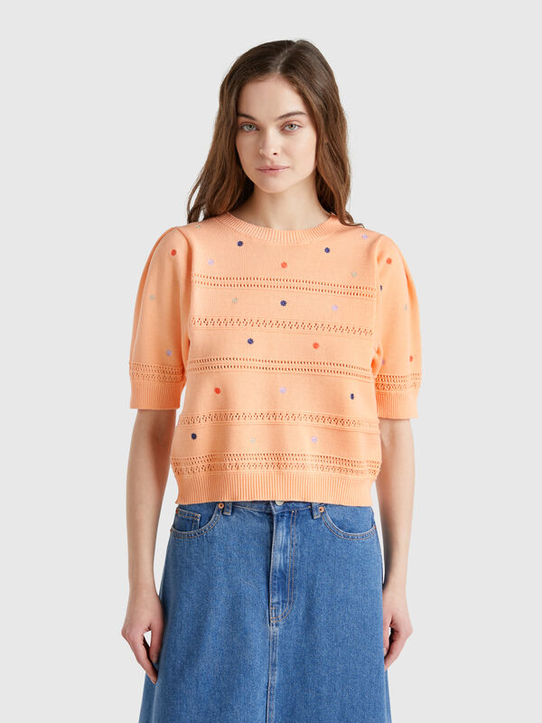 Sweater with embroidered flowers Women