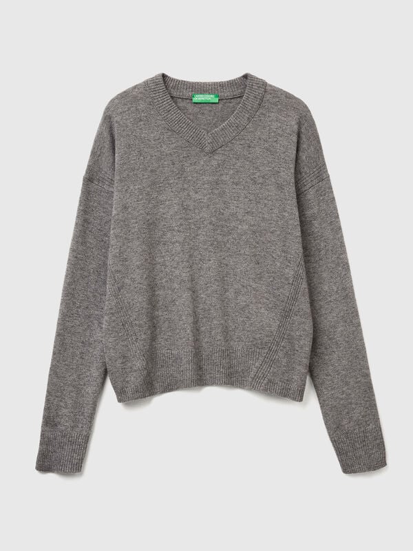 V-neck sweater Women