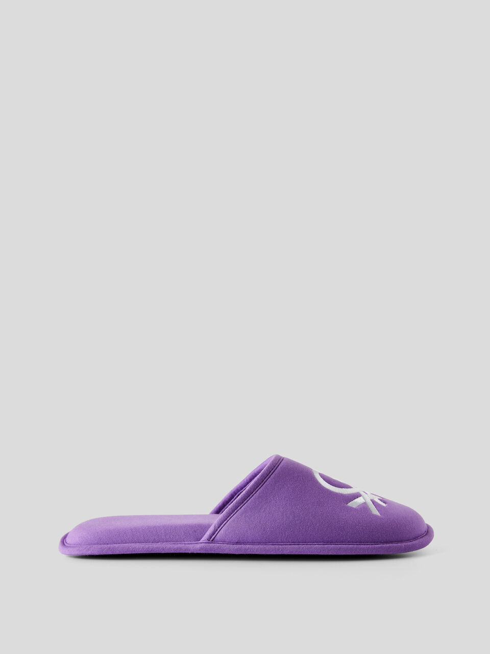Slippers with embroidery by Ghali image number 1