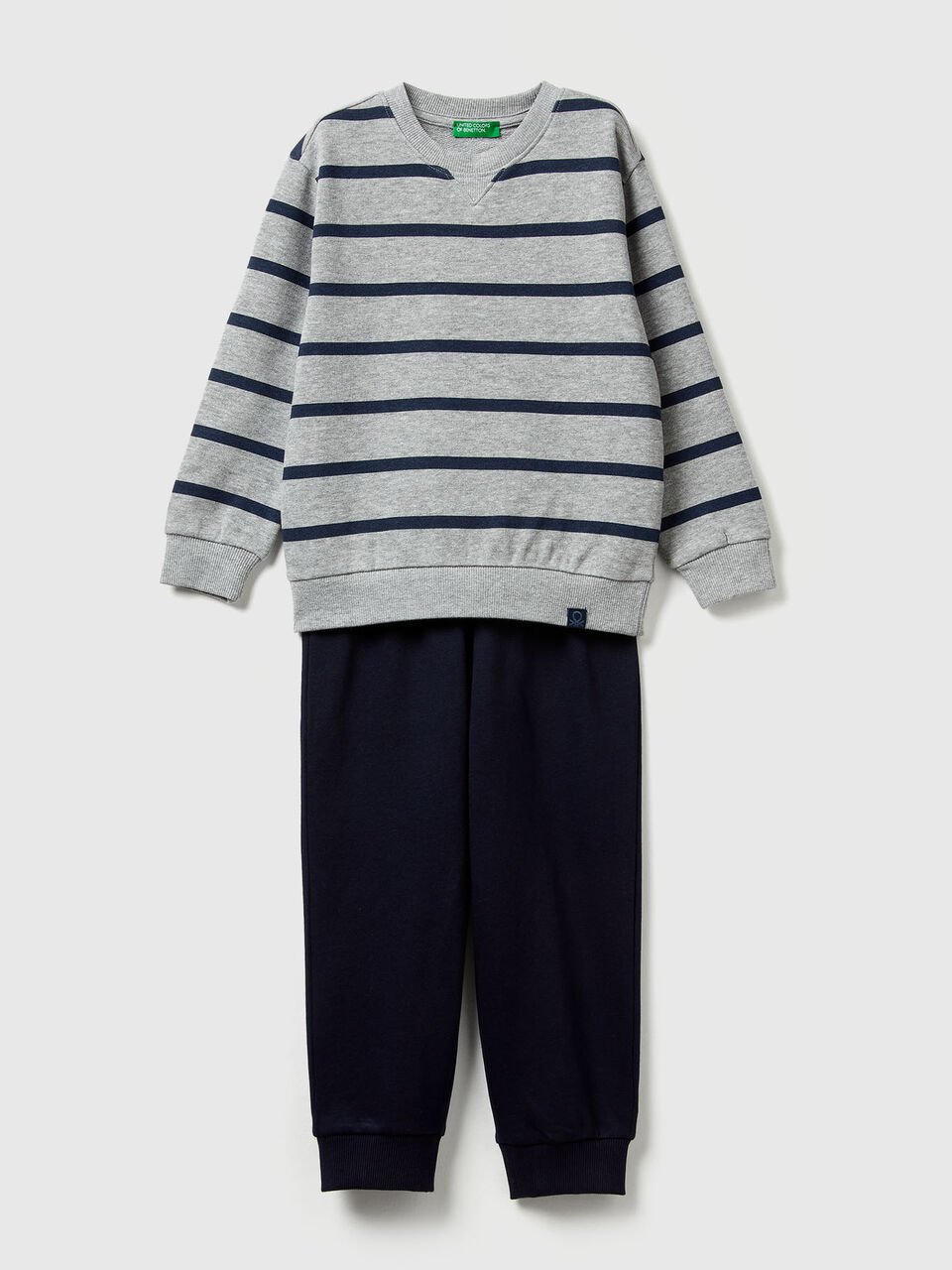 SET SWEATER+TROUSERS Junior Boy image number 1