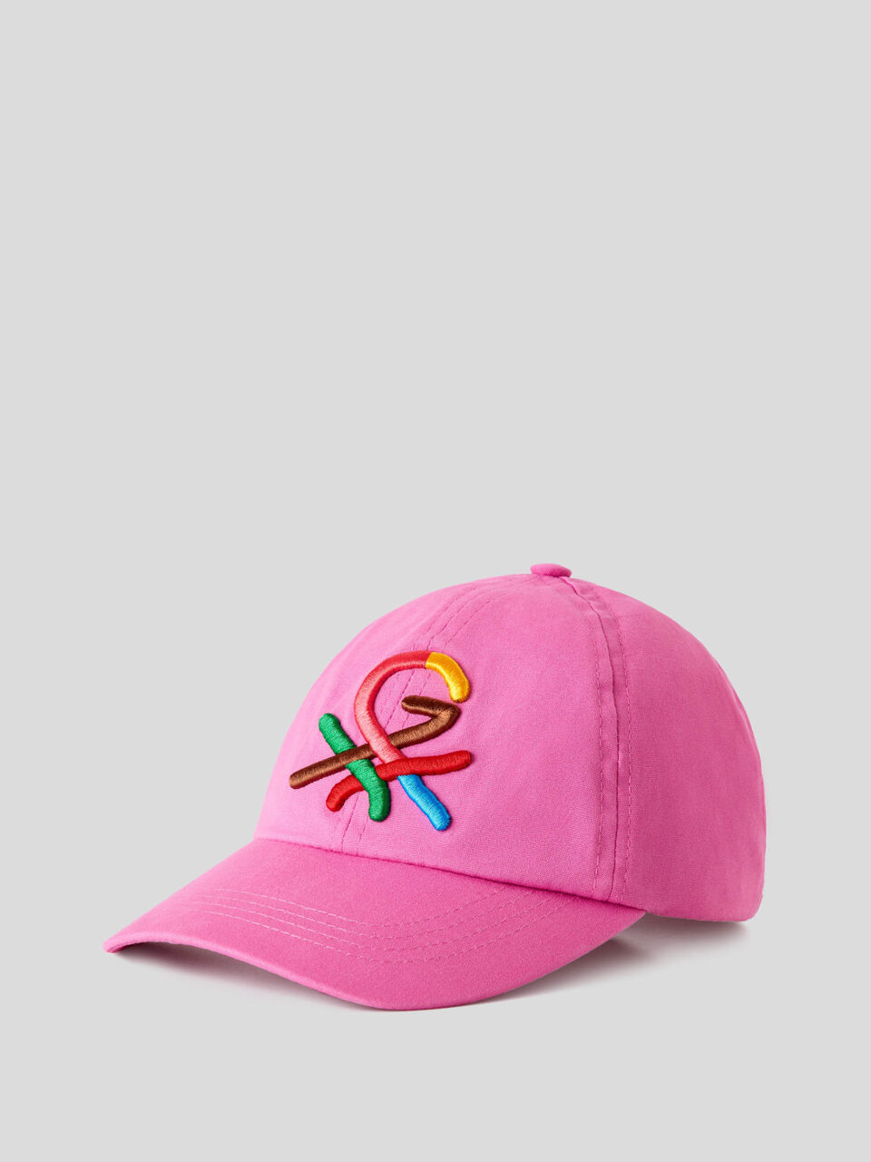 Hat with embroidered logo by Ghali image number 1
